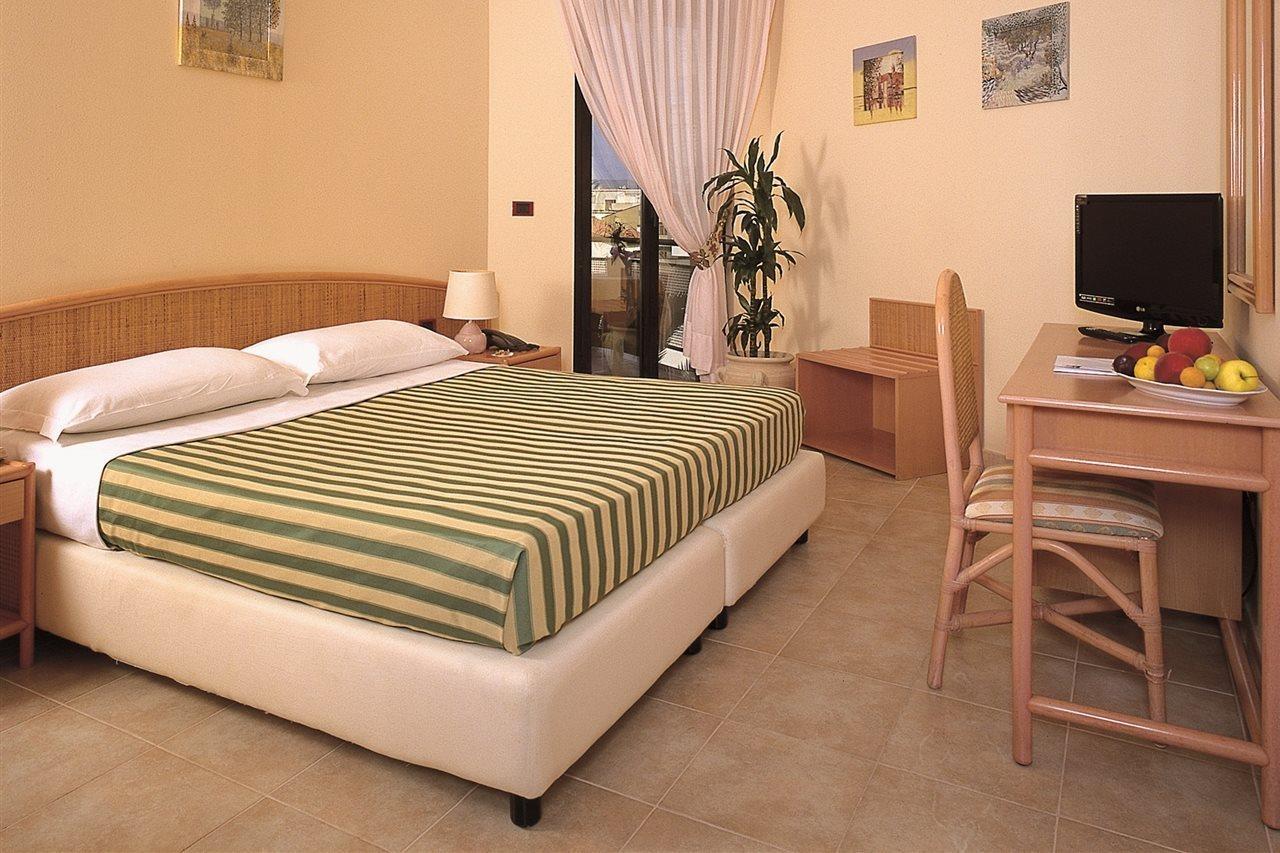 Rina Hotel Alghero Luaran gambar
